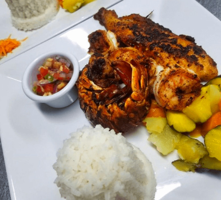 Belize Vacation, Blackened Seafood Combo, Elfogonbelize