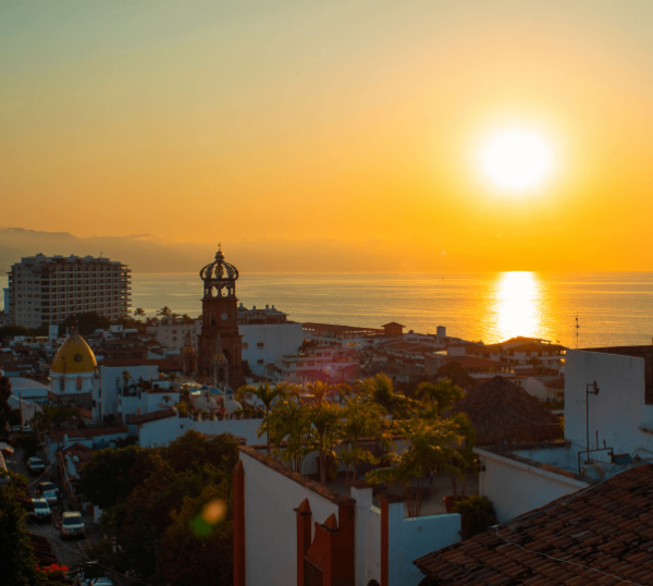 Puerta Vallarta Vacation, Centro Vista Faro