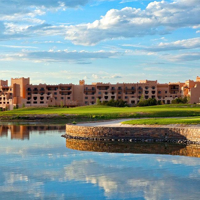 Hilton Santa Fe Buffalo Thunder main exterior